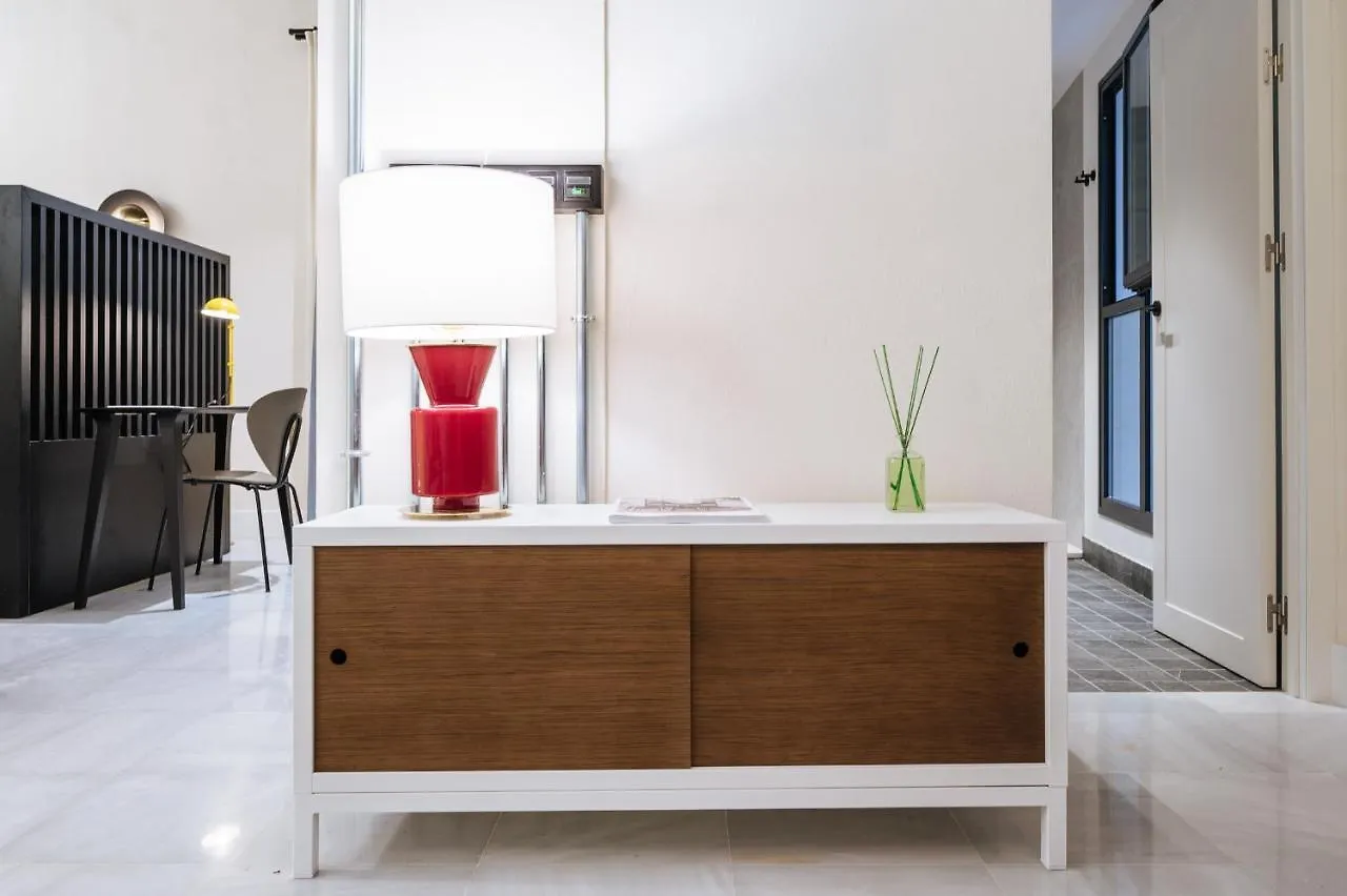 Bestay Refinadores De Sevilla Σεβίλλη